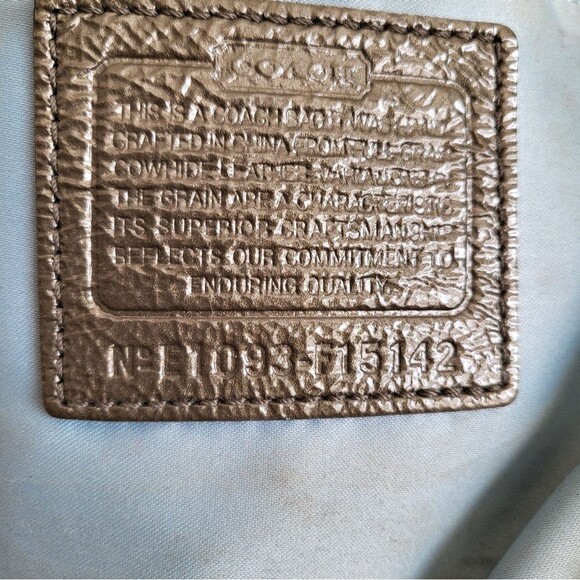 Coach Patent Leather Stitched C Tote Shoulder Bag Purse F15142 13 x 9.5 - Picture 9 of 16